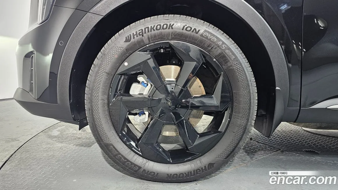 Kia Sorento — фото 10