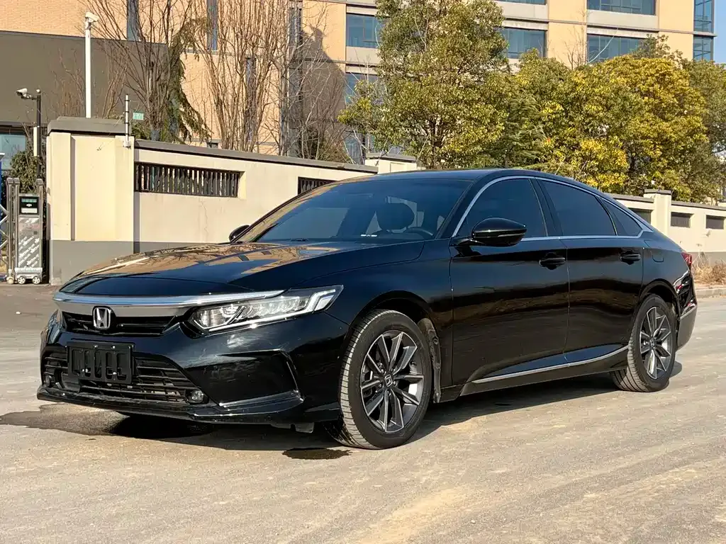 Honda Inspire — фото 1