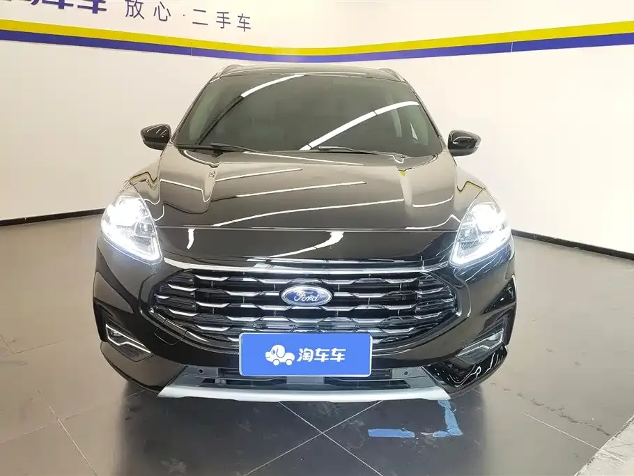 Ford Escape 2021 из CN, фото 2