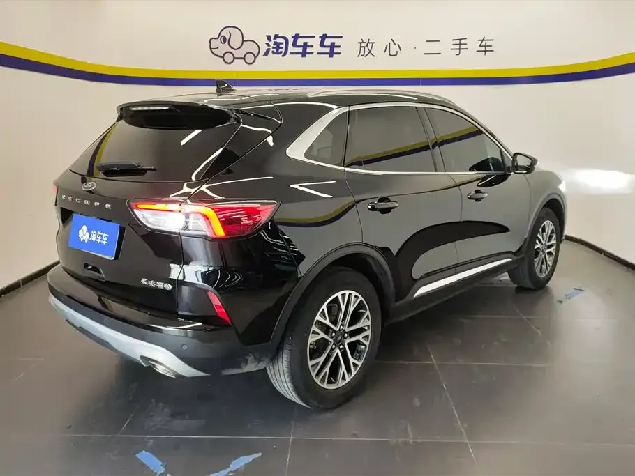 Ford Escape 2021 из CN, фото 3
