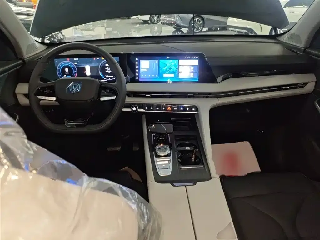 Changan CS75PLUS 2025 из CN, фото 4