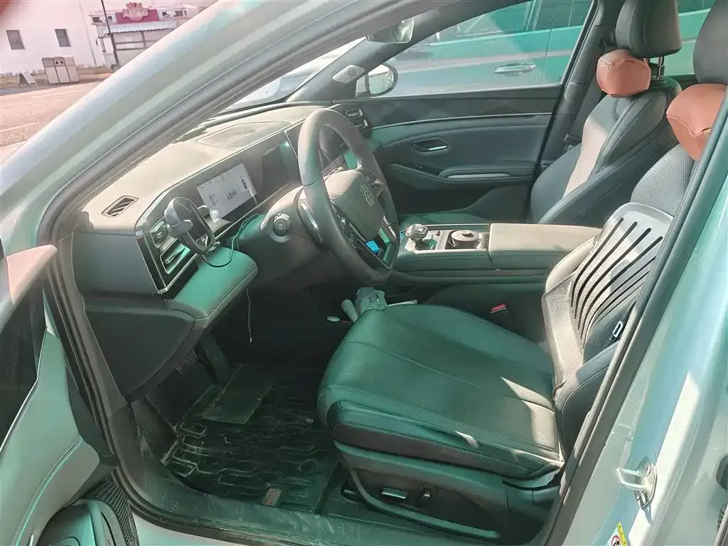 BYD Qin L 2025 из CN, фото 6