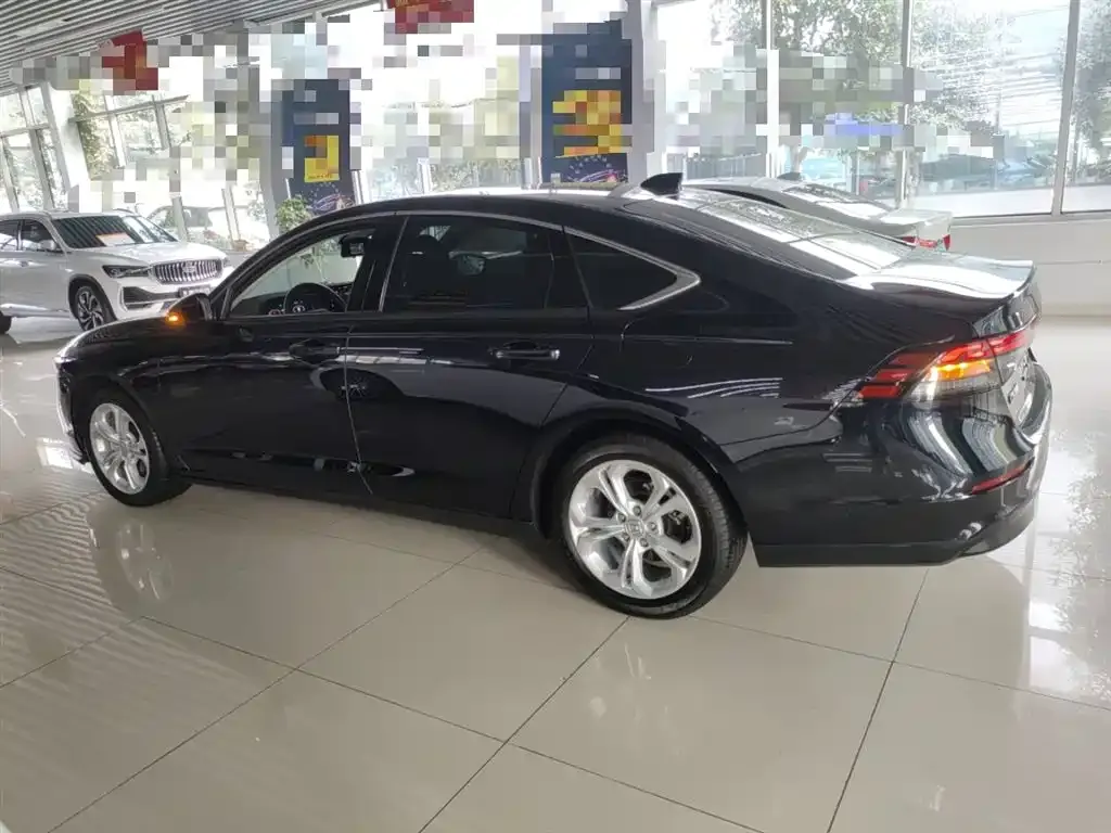 Honda Accord — фото 5