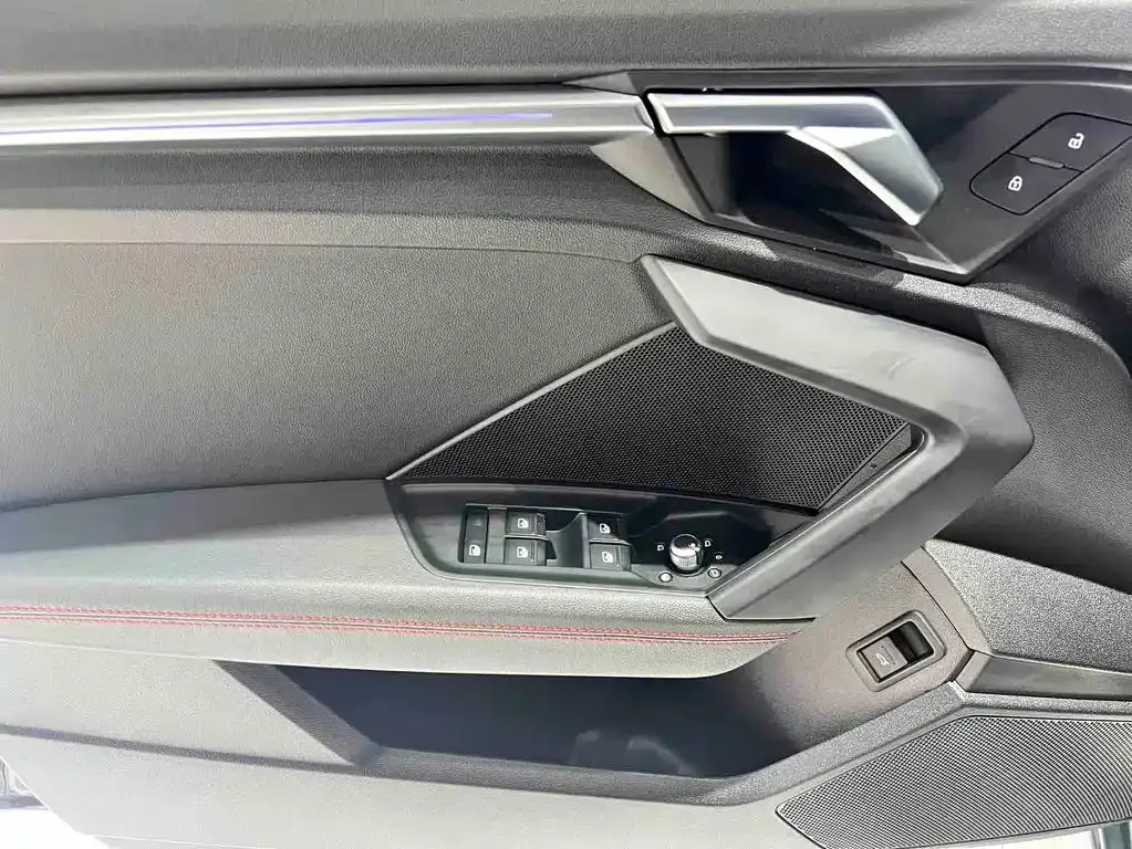 Audi A3 2021 из CN, фото 8