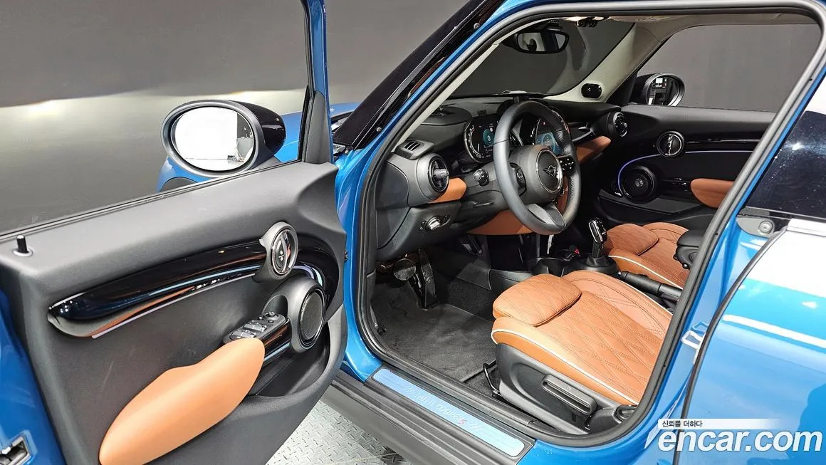 Mini Cooper 2023 из KR, фото 10
