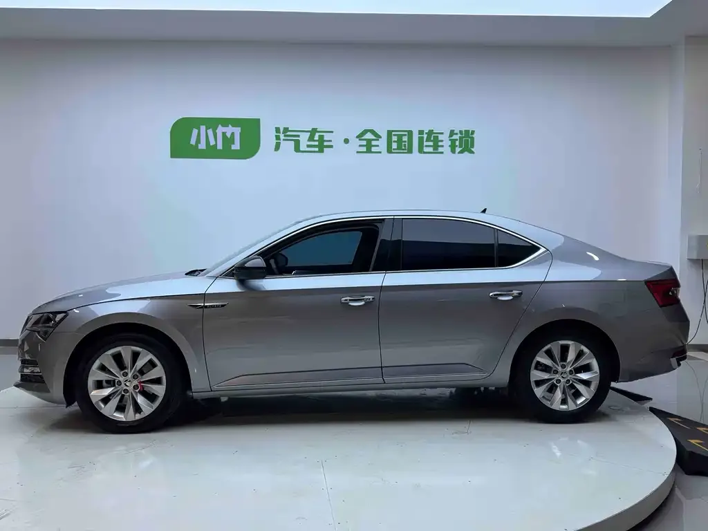 Skoda Superb 2022 из CN, фото 7