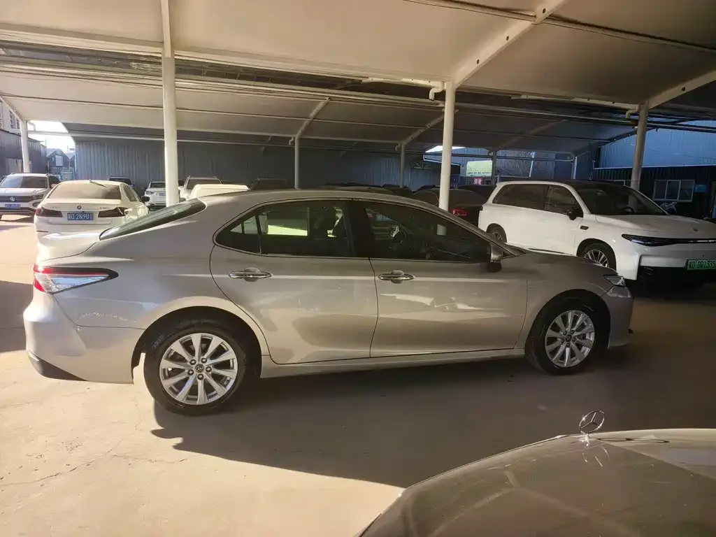 Toyota Camry 2022 из CN, фото 3