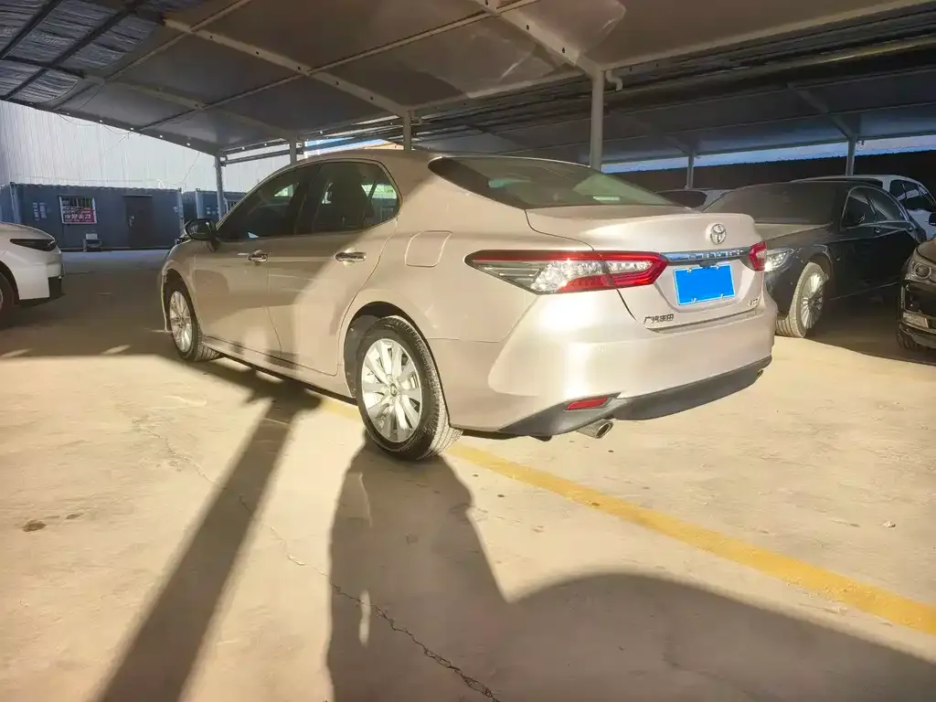 Toyota Camry 2022 из CN, фото 9
