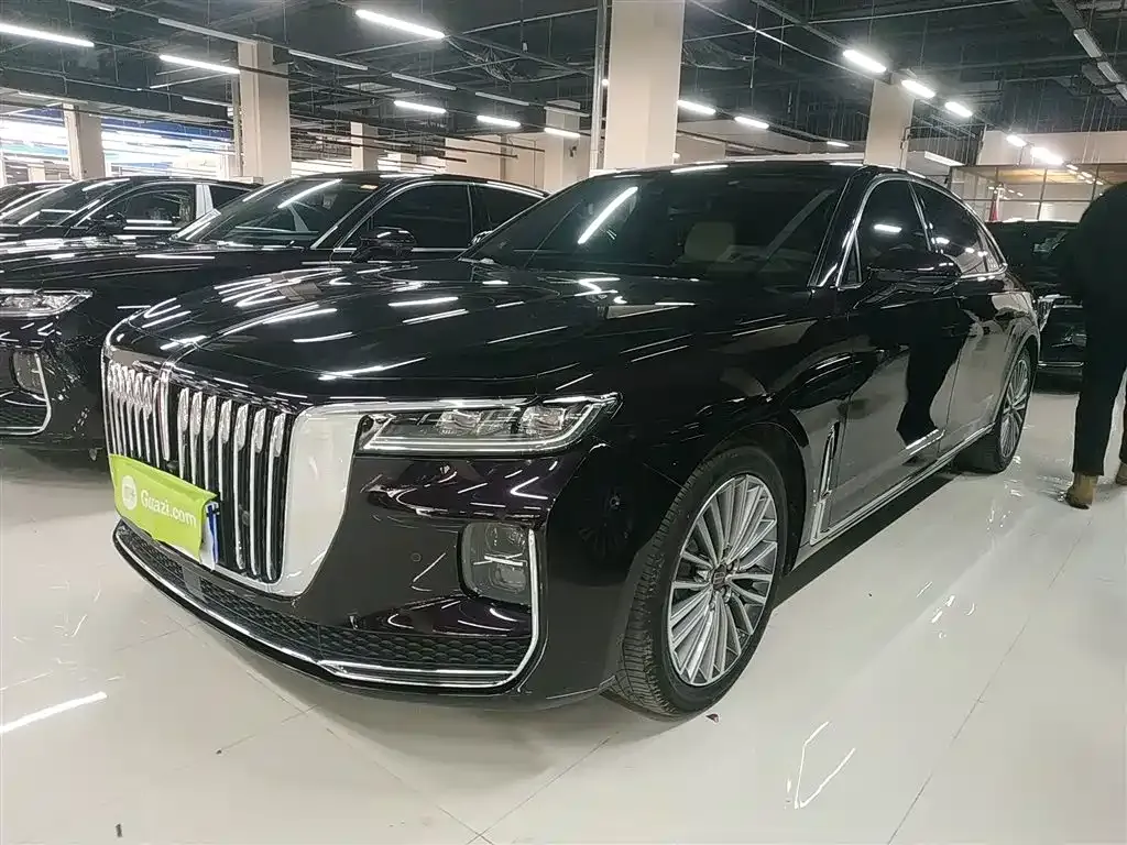 Hongqi H9 — фото 7
