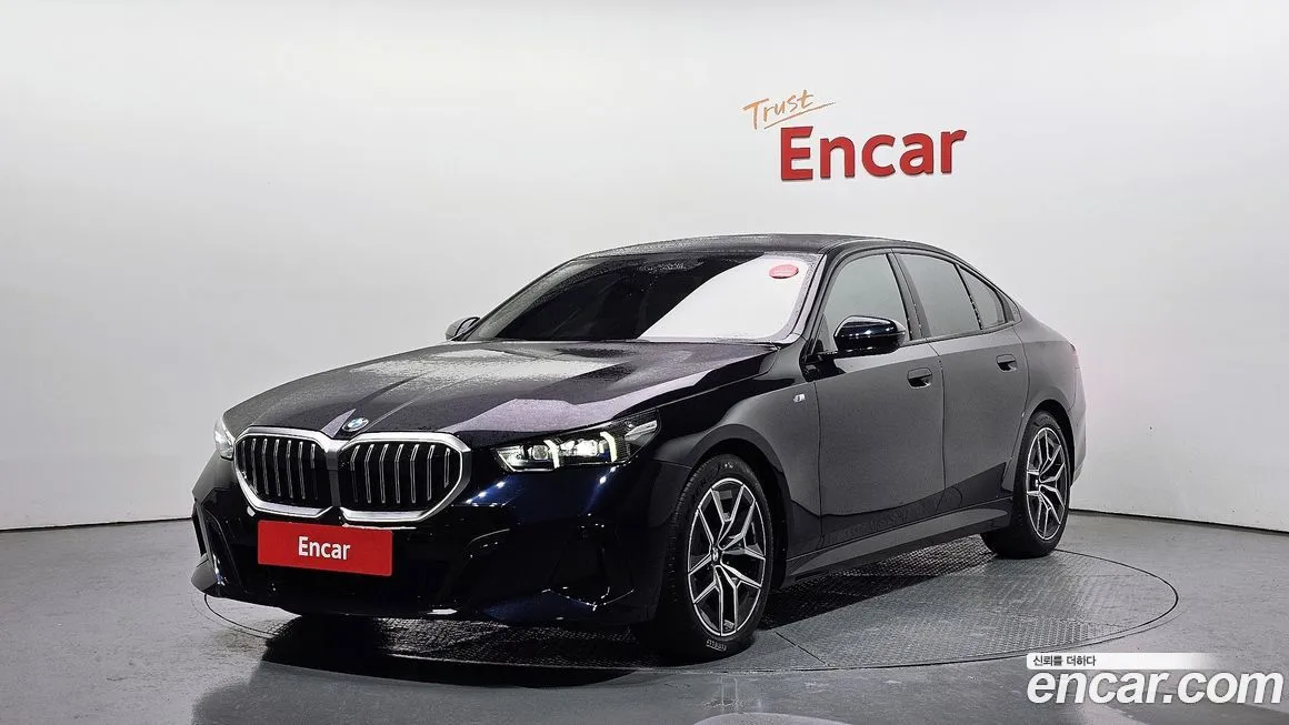 BMW 5-Series 2024 из KR, фото 1