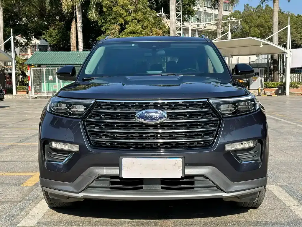 Ford Explorer — фото 3