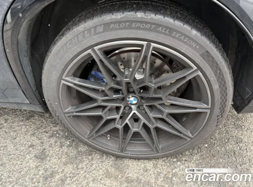 BMW X4M 2024 из KR, фото 5