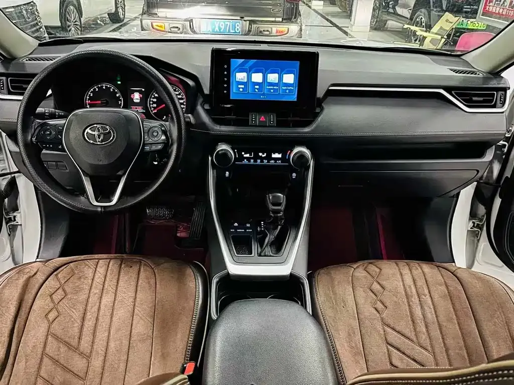 Toyota RAV4 2023 из CN, фото 8