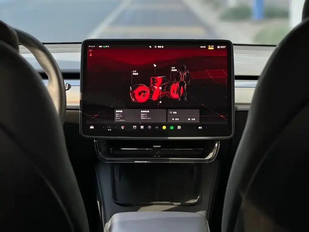Tesla Model Y — фото 7