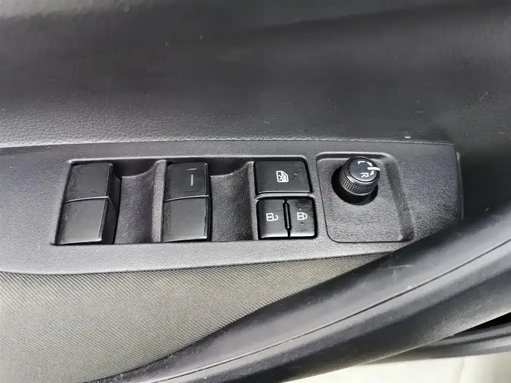 Toyota Levin — фото 10