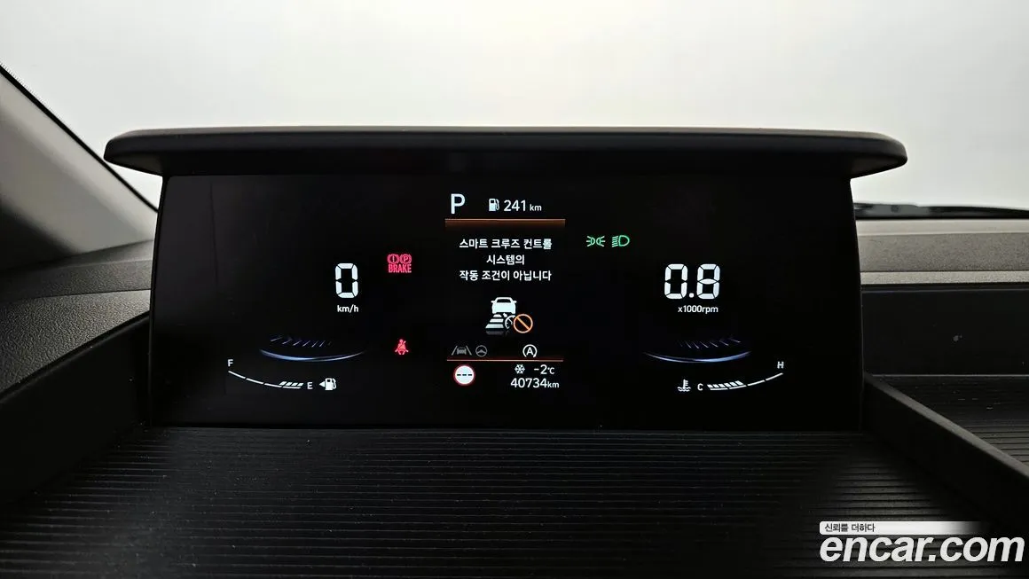 Hyundai Staria — фото 2
