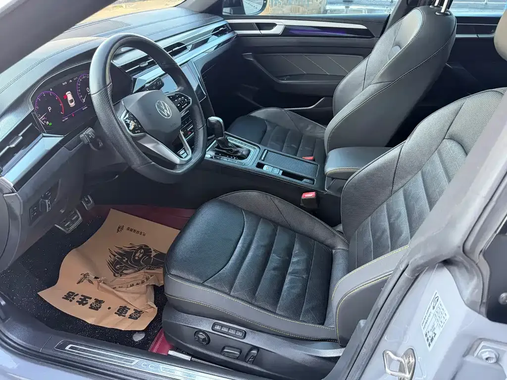 Volkswagen CC 2023 из CN, фото 4