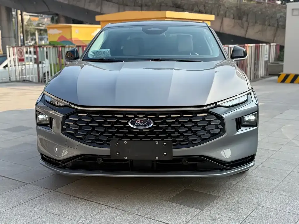 Ford Mondeo 2022 из CN, фото 2