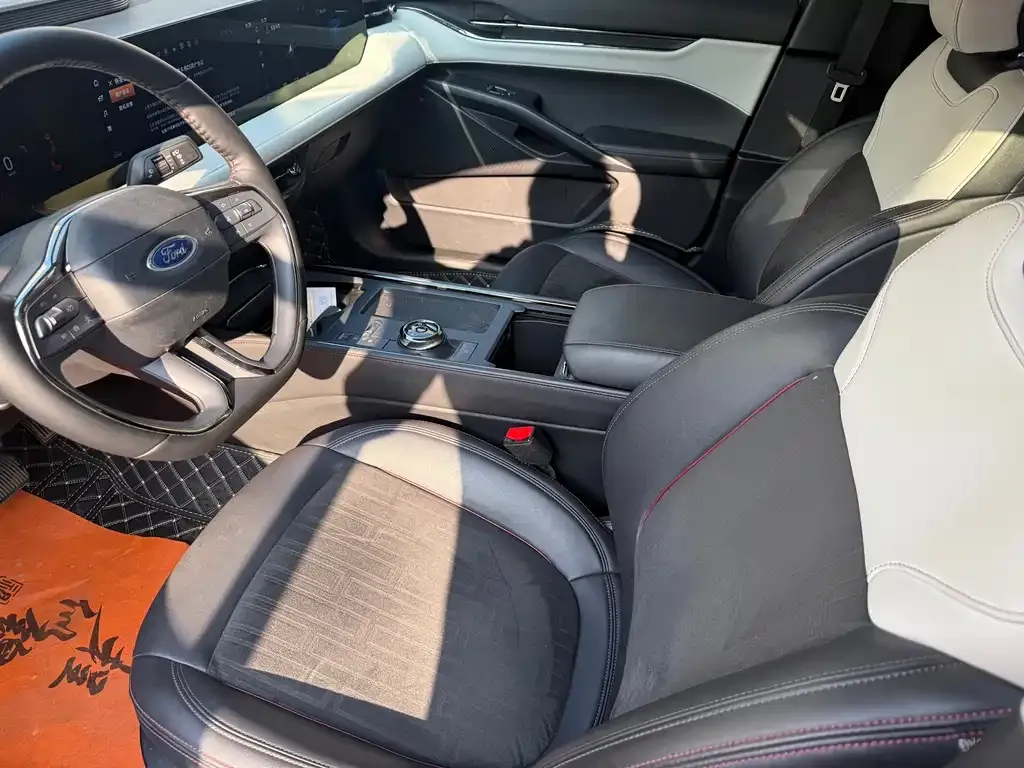 Ford Mondeo 2022 из CN, фото 6