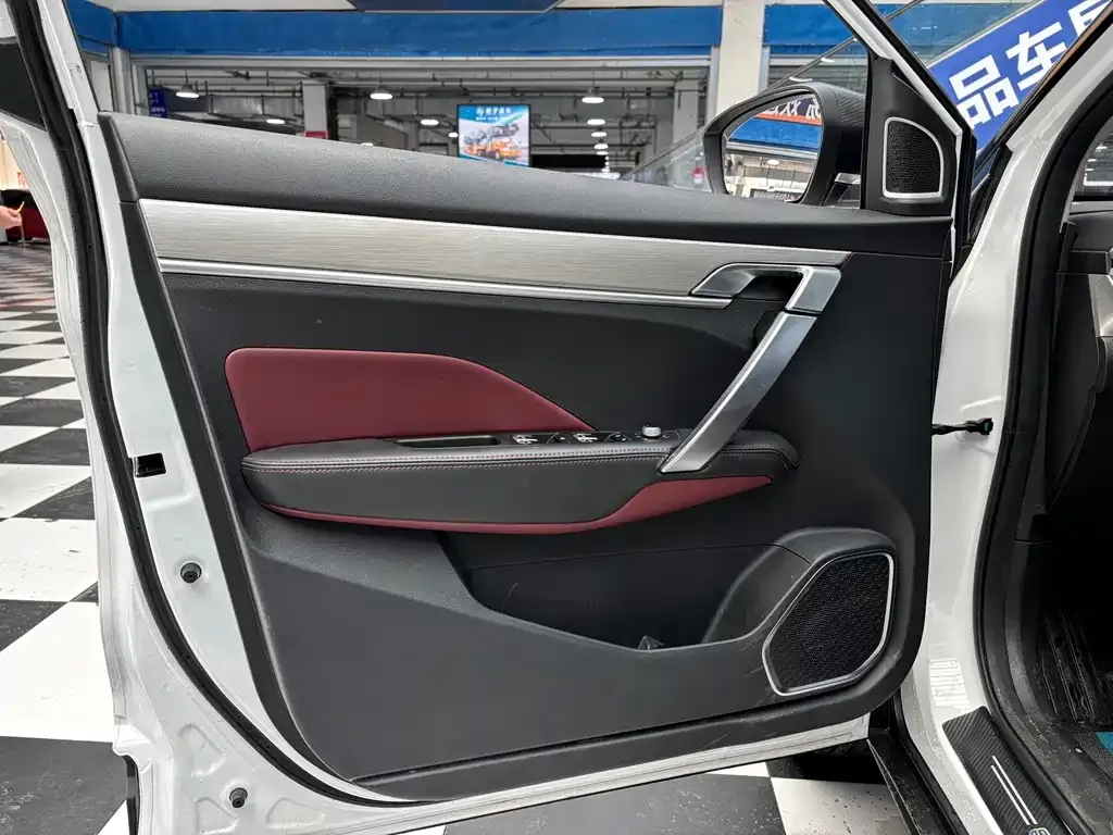 Geely Binyue 2022 из CN, фото 6