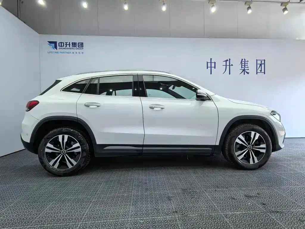Mercedes-Benz GLA 2023 из CN, фото 9