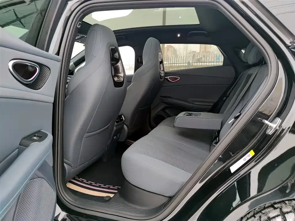 BYD Seal 06GT 2025 из CN, фото 9