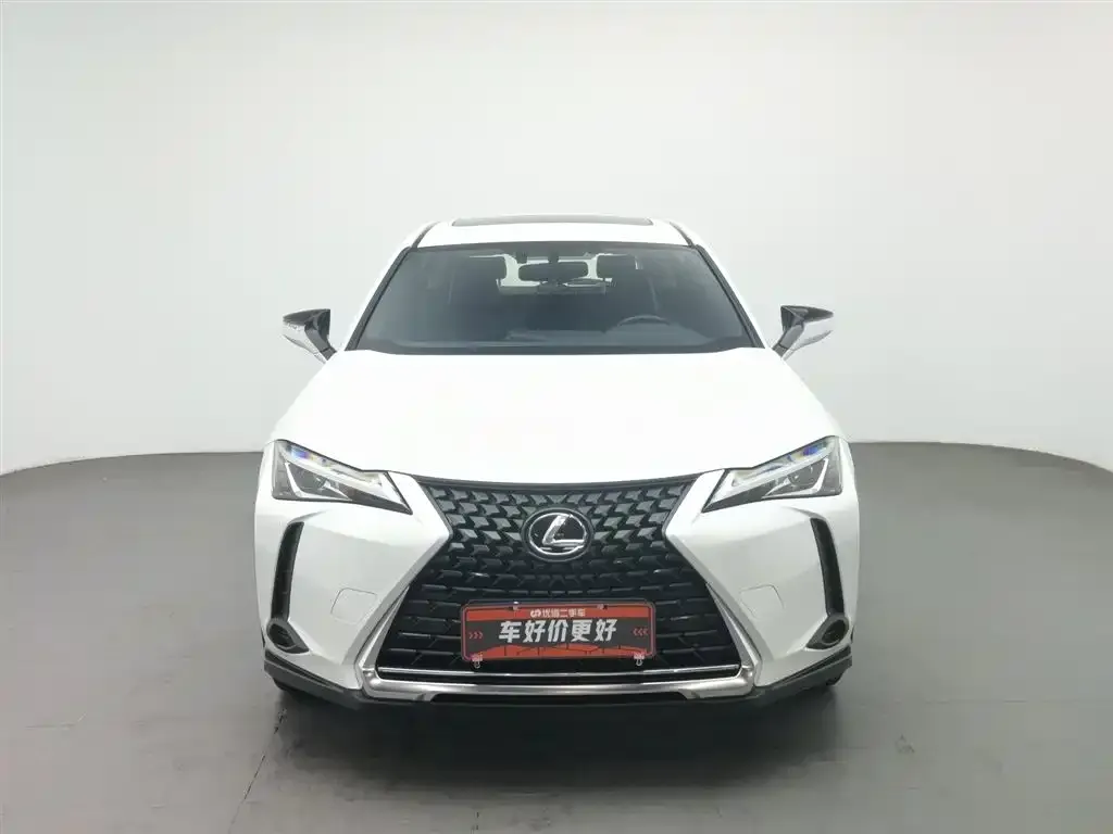 Lexus UX — фото 5