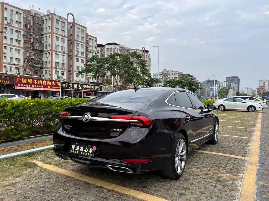 Buick LaCrosse — фото 5