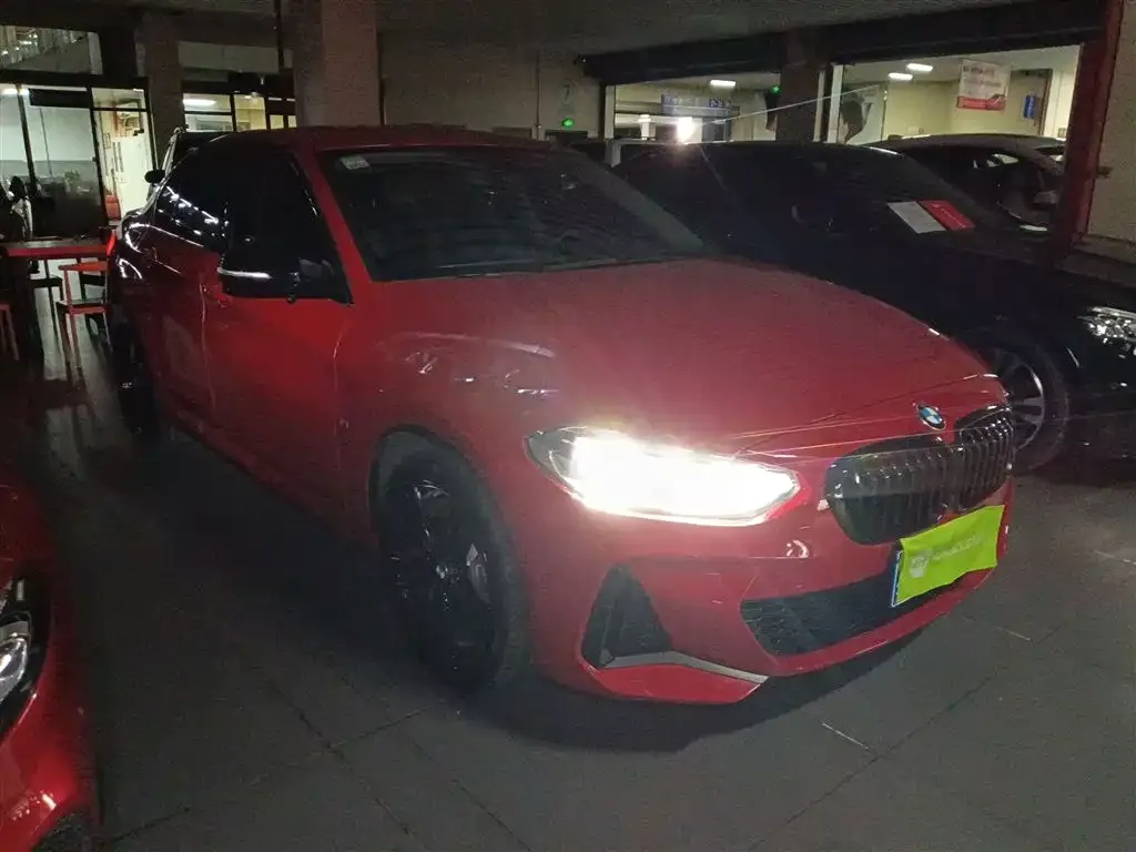 BMW 1 Series 2021 из CN, фото 4