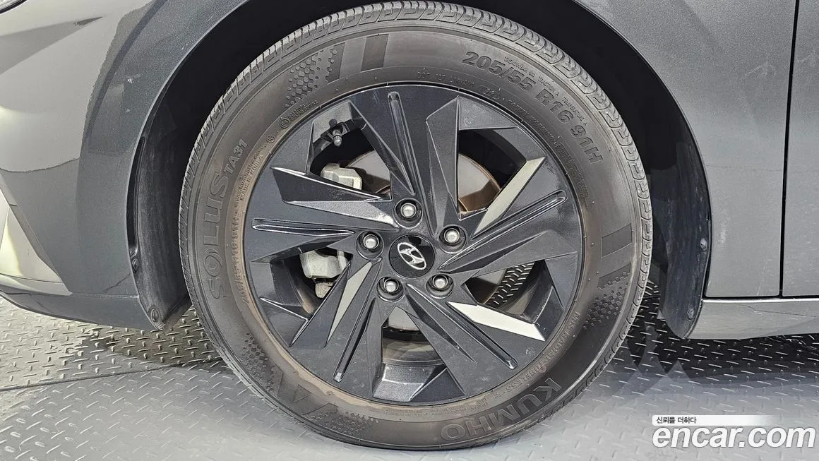 Hyundai AVANTE — фото 10