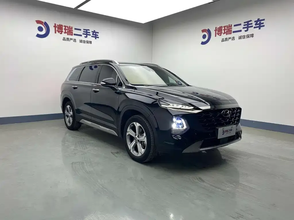 Hyundai Santa Fe 2023 из CN, фото 2