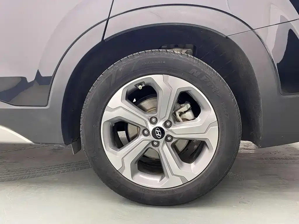 Hyundai Santa Fe 2023 из CN, фото 8