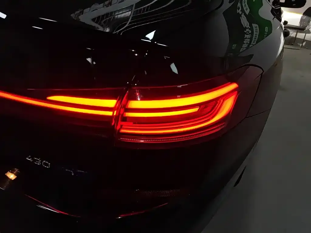 Volkswagen Passat New Energy — фото 6
