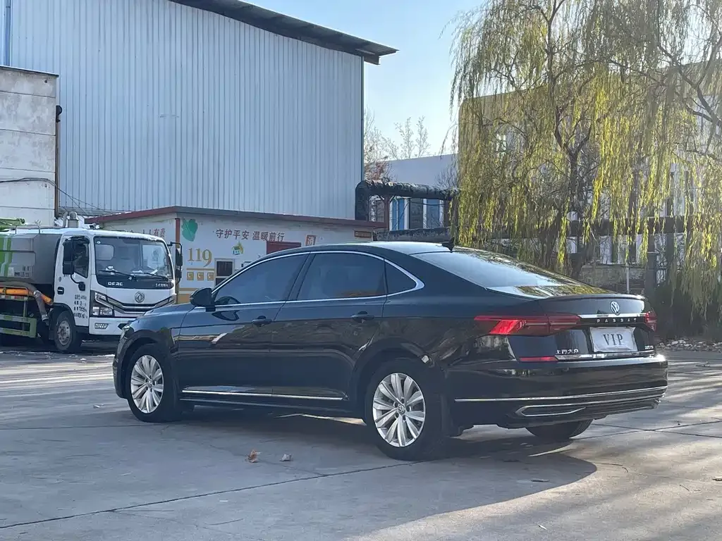 Volkswagen Passat 2021 из CN, фото 4