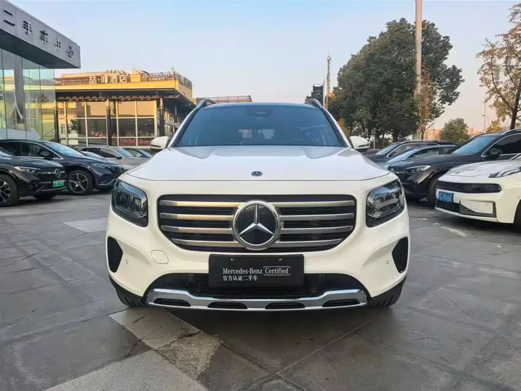 Mercedes-Benz GLB 2023 из CN, фото 2