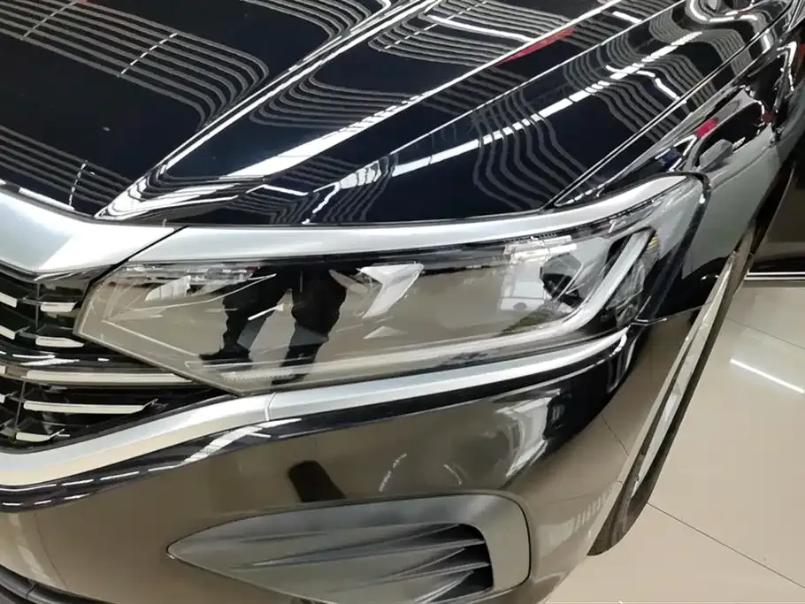 Volkswagen Passat — фото 6