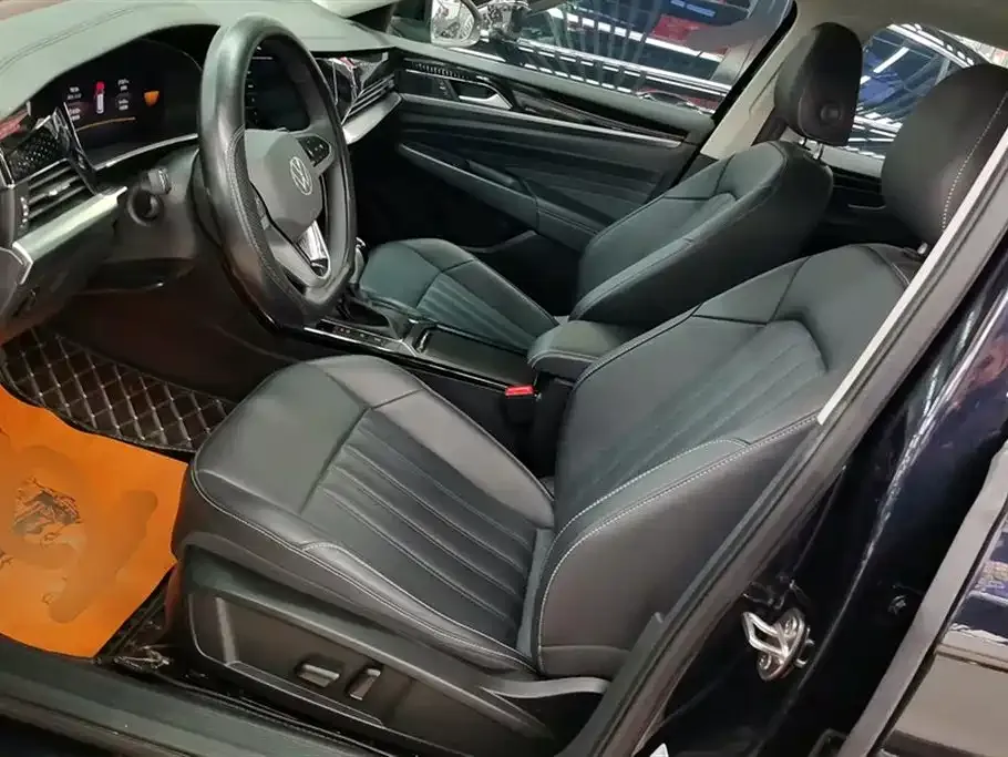 Volkswagen Passat — фото 7