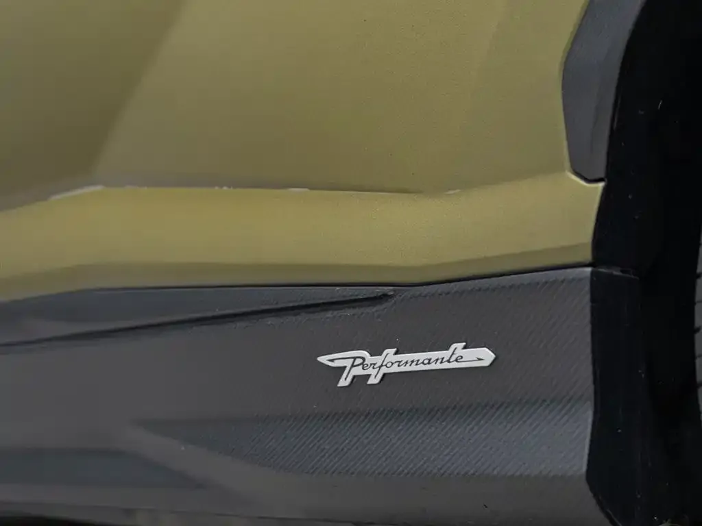 Lamborghini Urus 2024 из CN, фото 3