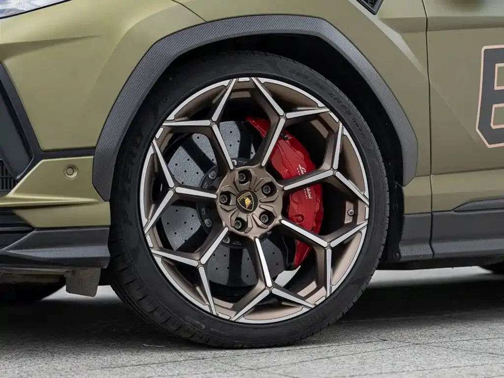 Lamborghini Urus 2024 из CN, фото 7