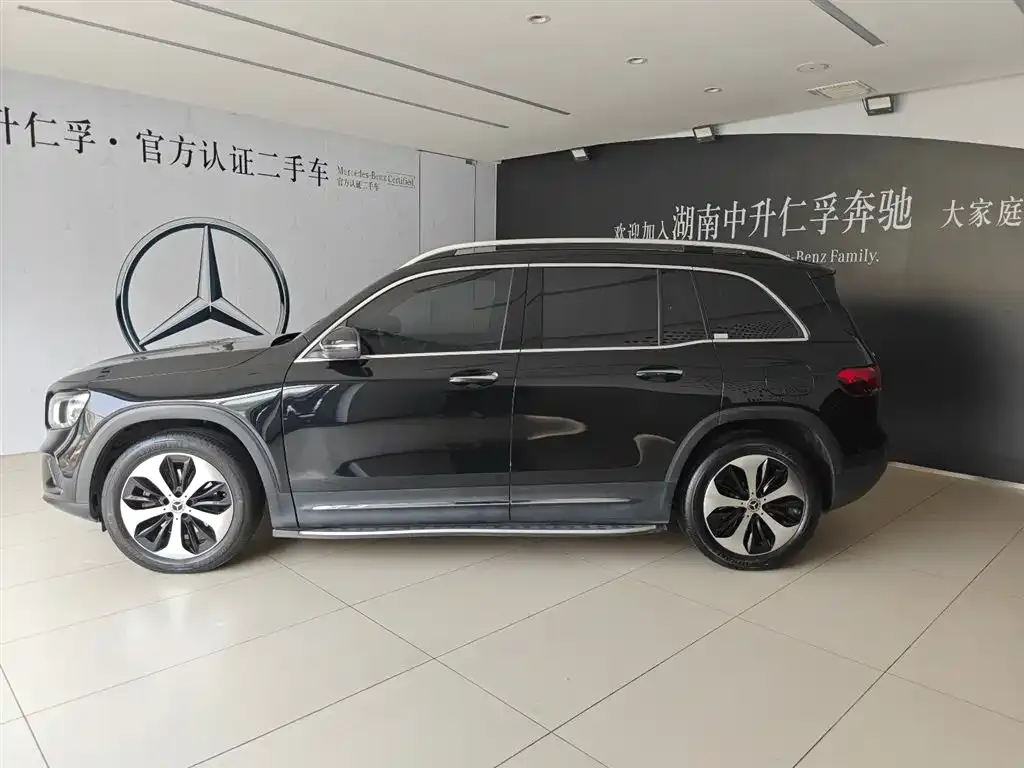 Mercedes-Benz GLB — фото 4