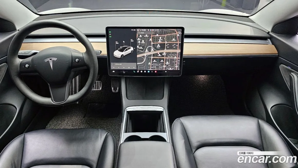 Tesla Model 3 — фото 9