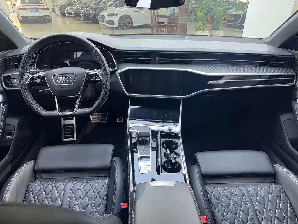 Audi A7 — фото 9