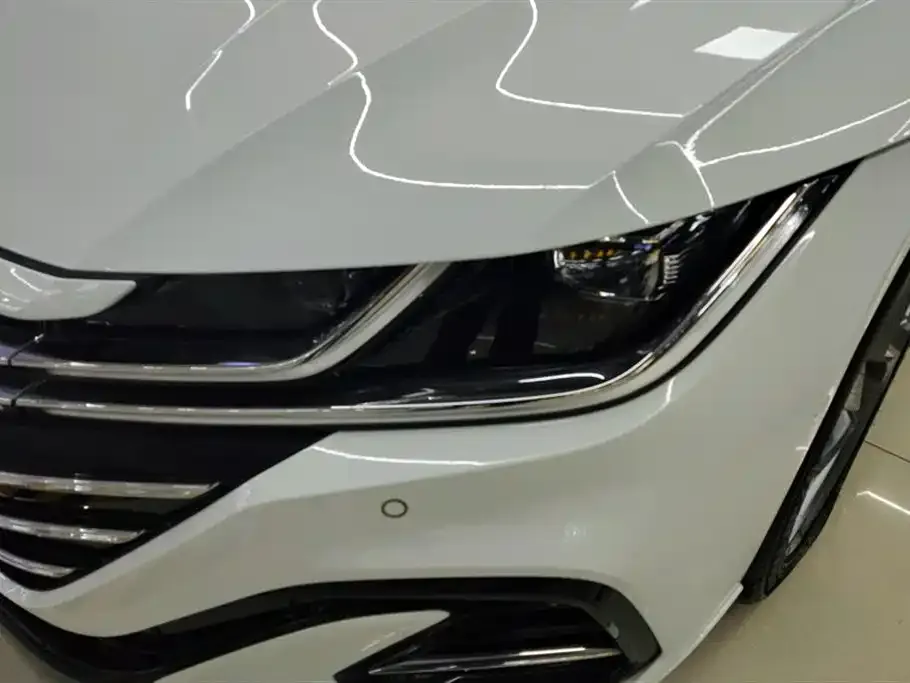 Volkswagen CC 2023 из CN, фото 2