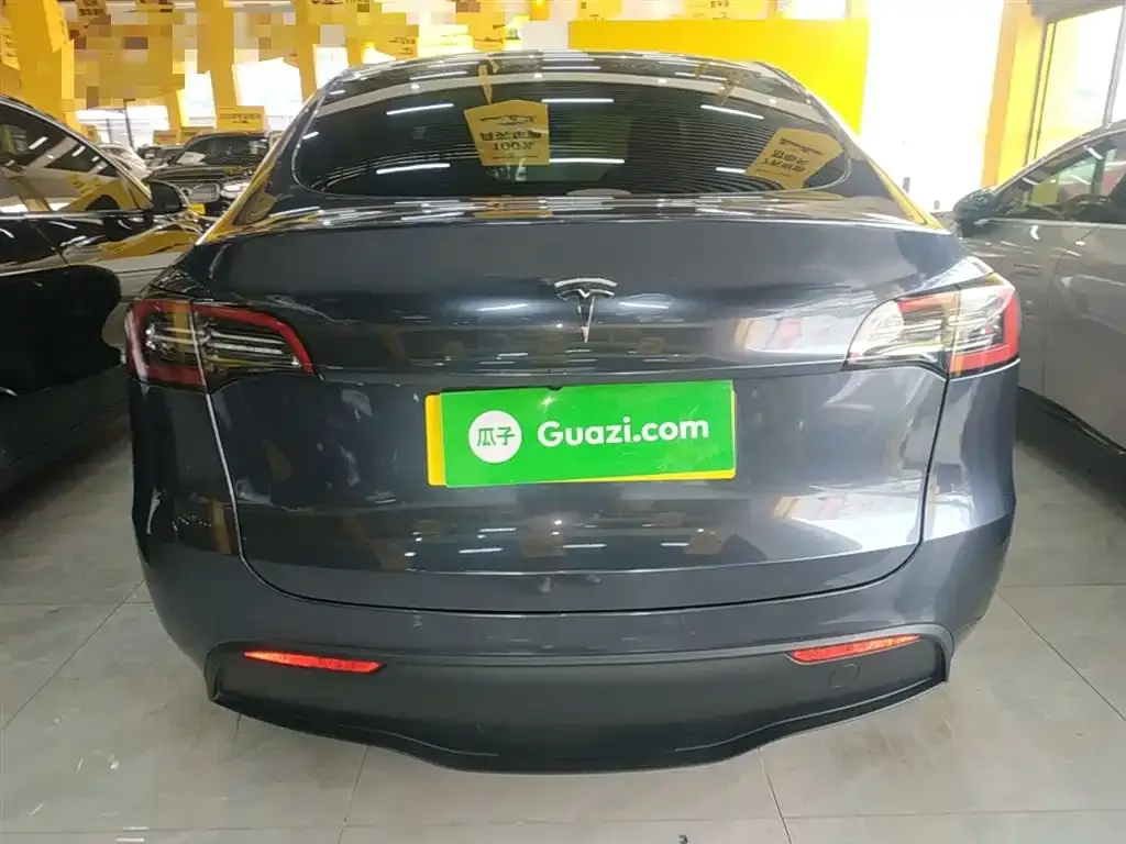 Tesla Model Y — фото 7