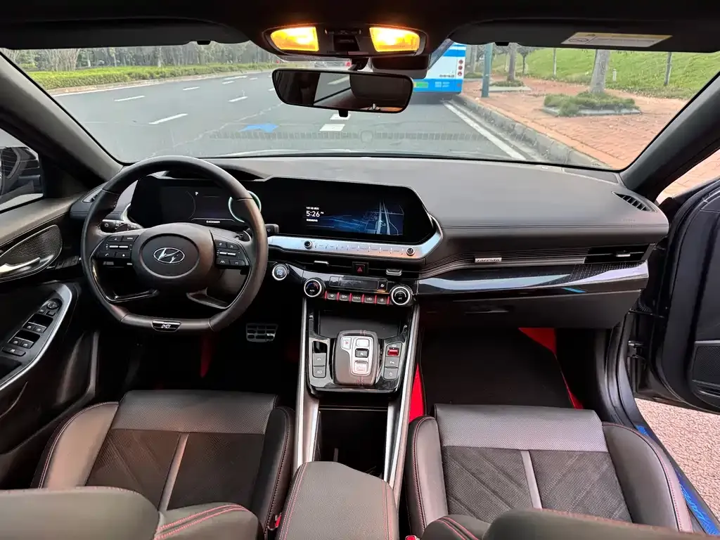 Hyundai Fista 2023 из CN, фото 4