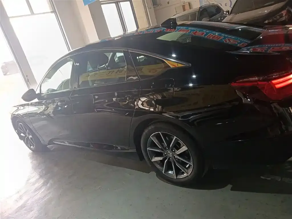 Honda Inspire — фото 5