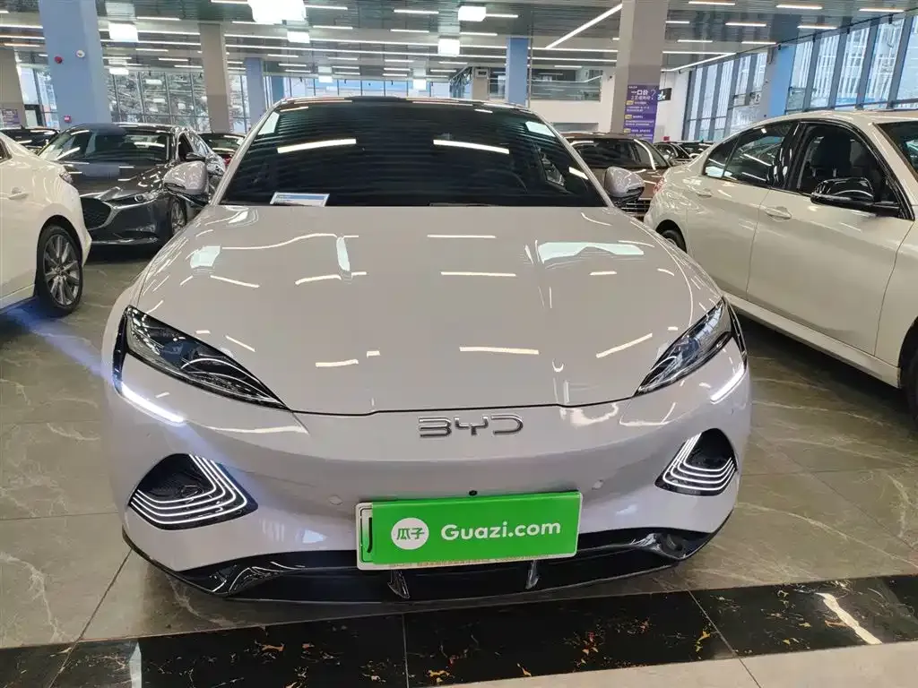 BYD Seal — фото 4