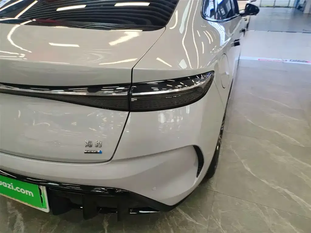 BYD Seal — фото 2