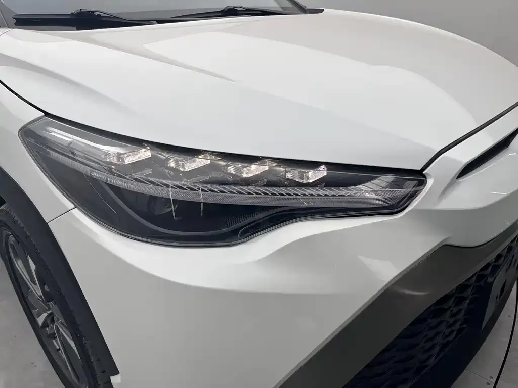Toyota Frontlander 2022 из CN, фото 10