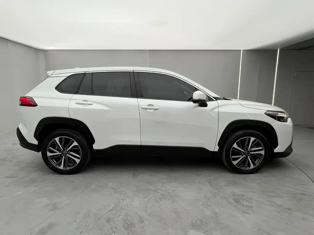 Toyota Frontlander 2022 из CN, фото 6